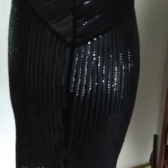 Dress - Picture 6 of 8